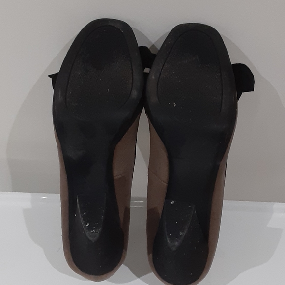 2/$30 - Naturalizer Black Gray Taupe Platform - Picture 5 of 5